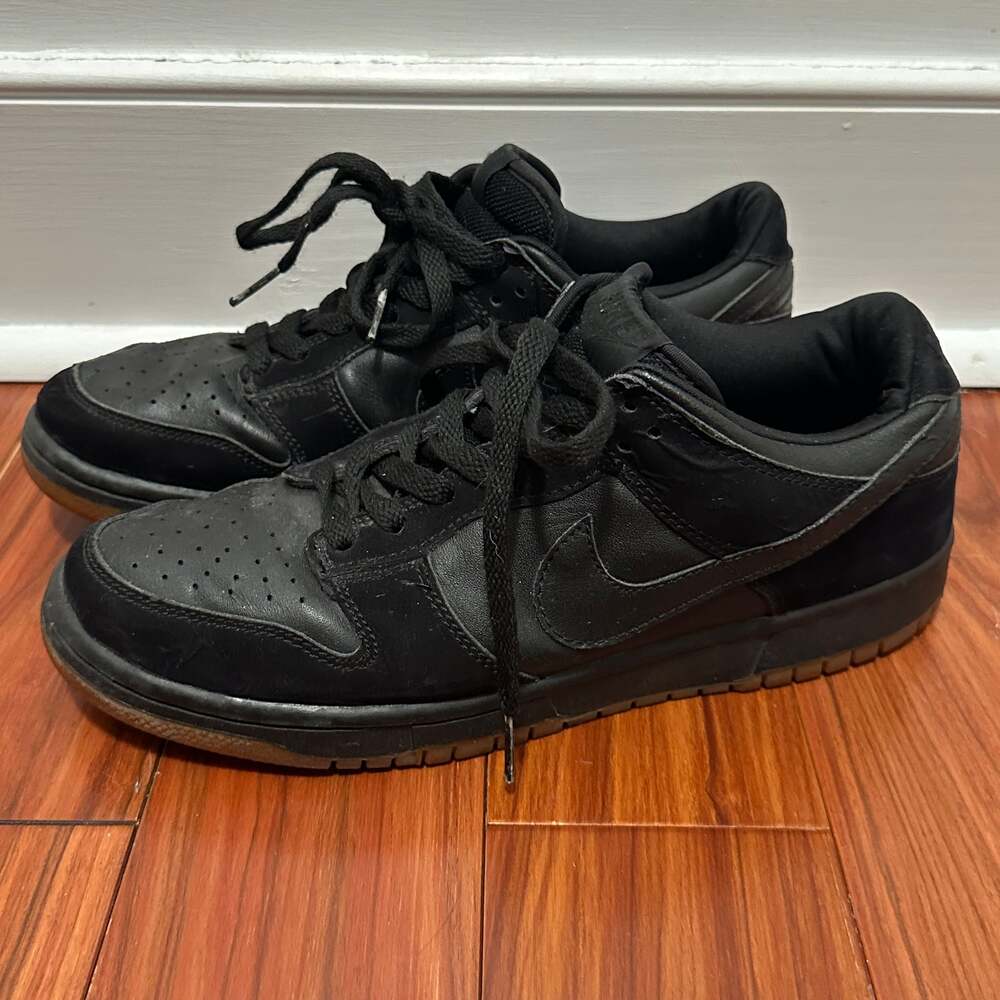 Nike Dunk Low Black Gum Sneakers